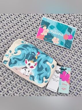 Aloha Collection X Disney•  MOANA Mini Pouch Splash Pua & Heihei Special Edition